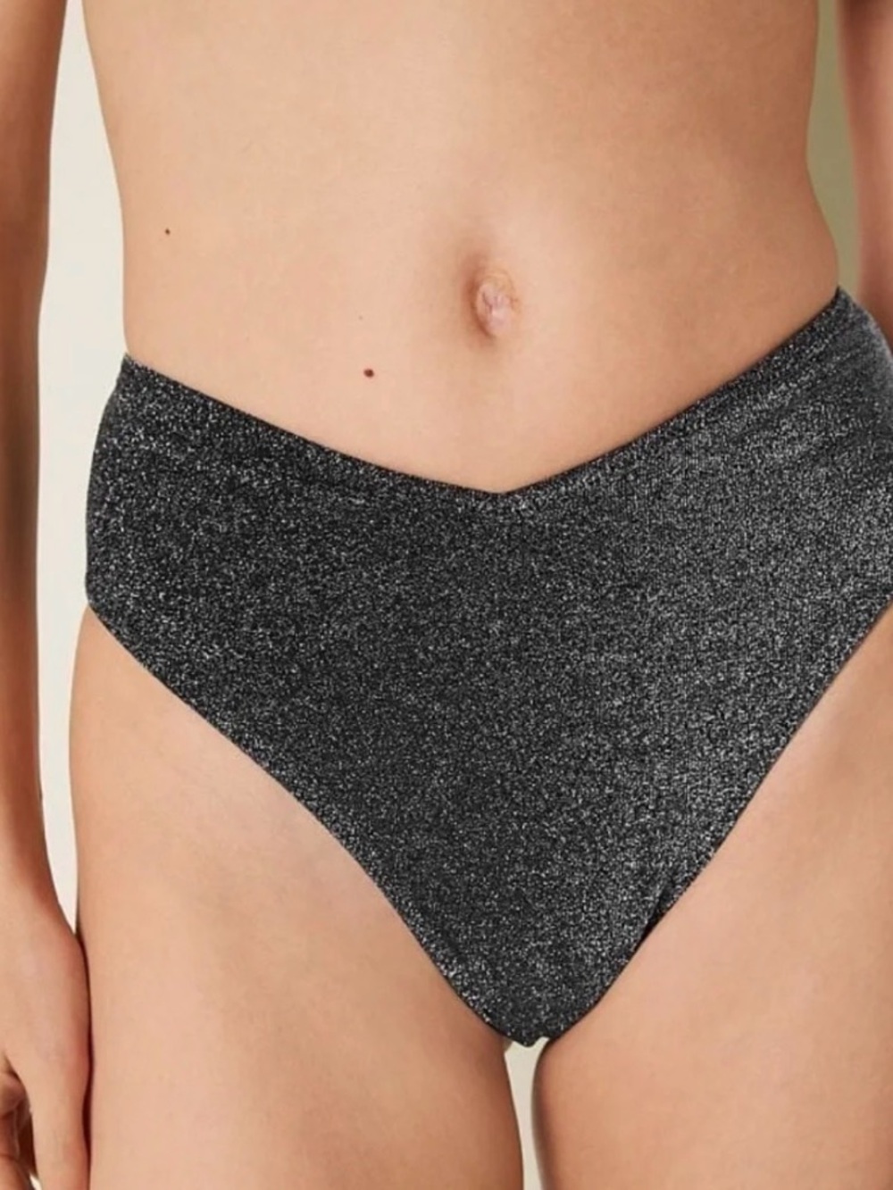 Victoria’s Secret High-Rise Shimmer Bikini Bottom - Black size Small NWT